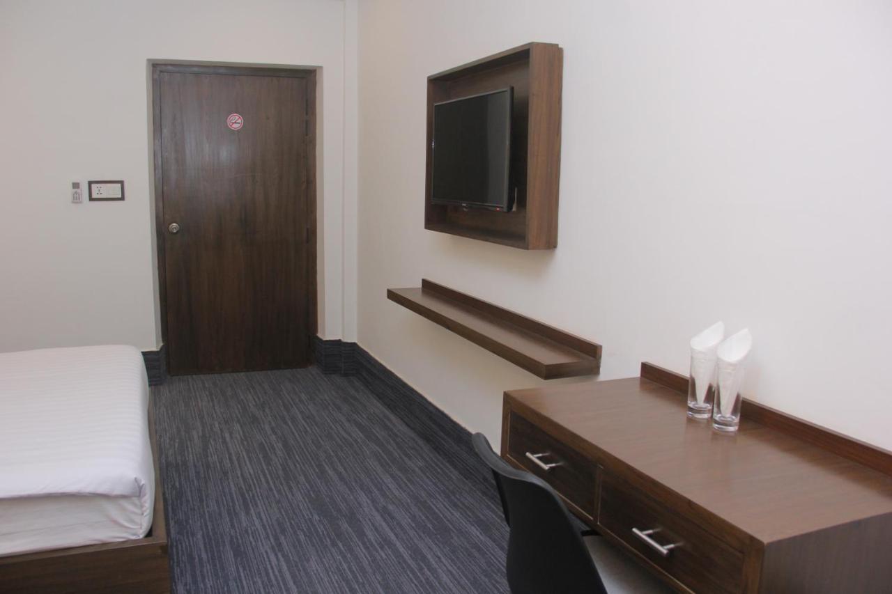 Hotel Zakaria International 다카 외부 사진